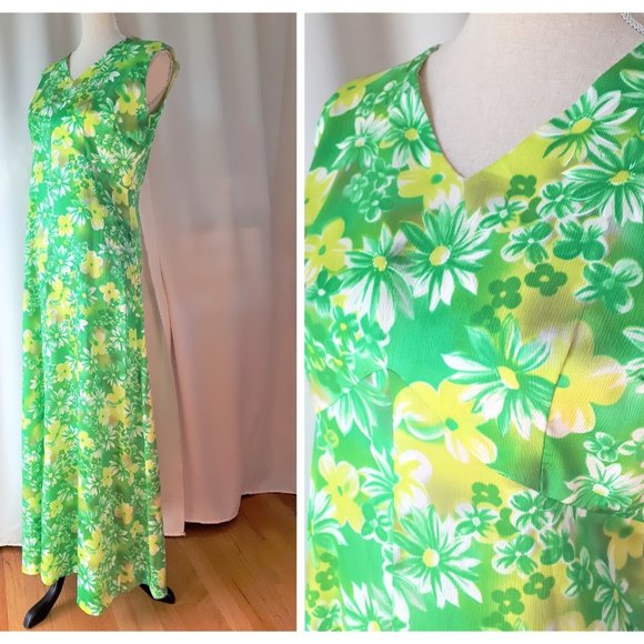 Vintage 1970s Sleeveless Green Floral Maxi Dress Size Medium